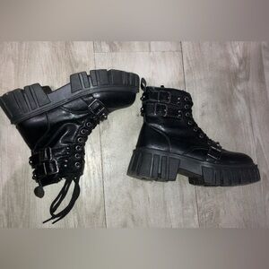 Women's Black Chunky Combat Boots